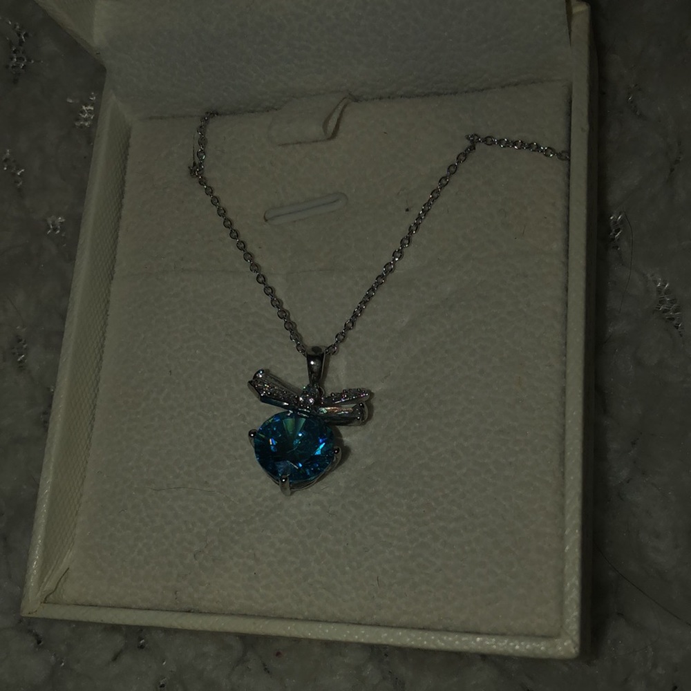 Necklace - Picture 2 of 2